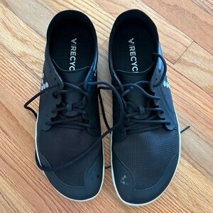 Men’s VIVO Barefoot Shoes Size 12
PRIMUS LITE III